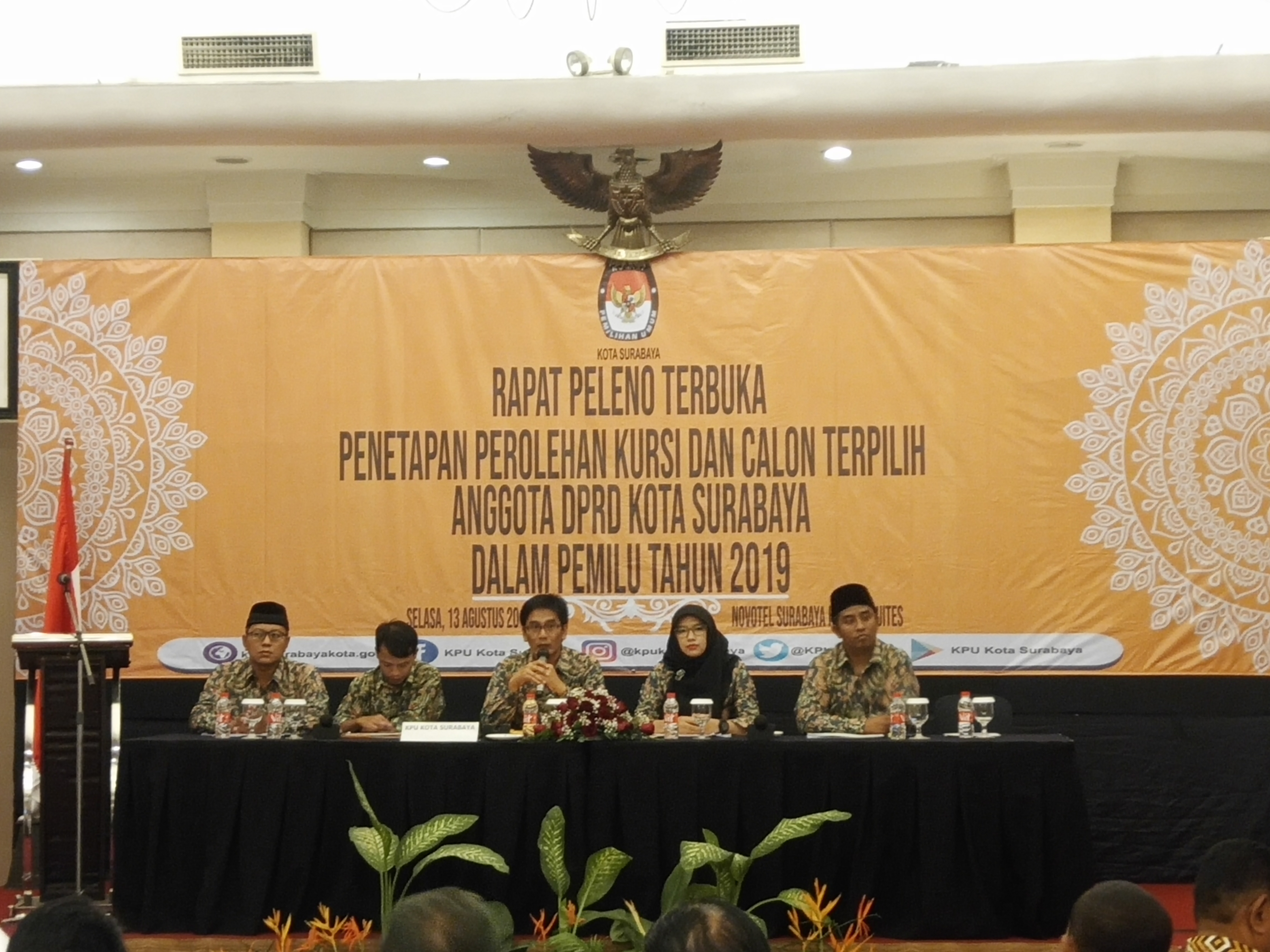 KPU Surabaya Tetapkan 50 Anggota Dewan Terpilih Pileg 2019