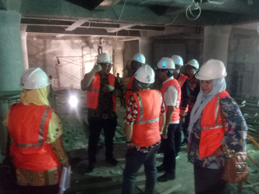 Lihat Progres Pembangunan Alun-Alun, Komisi C Turun Lapangan