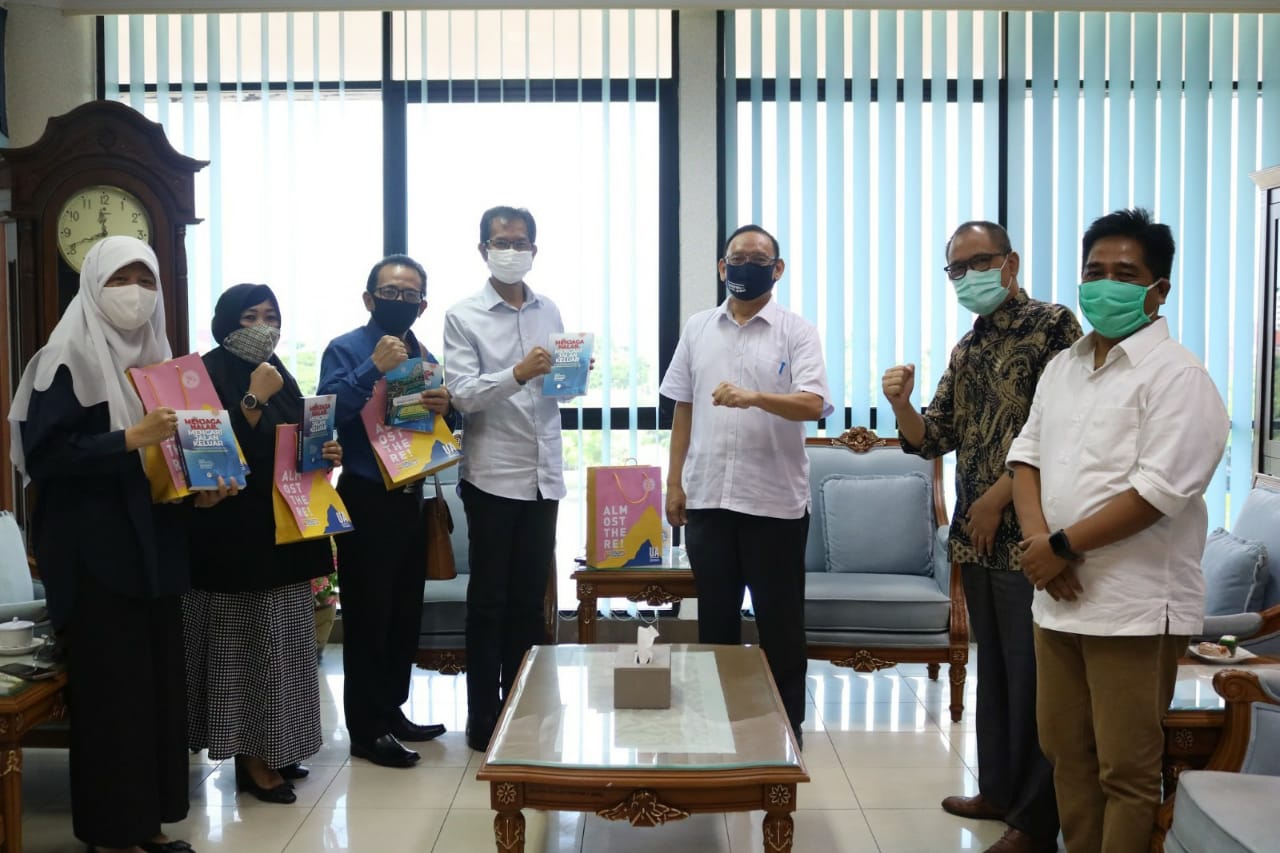 Pimpinan Dewan Sebut, Dedikasi Unair dalam Tangani COVID-19 Buat Bangga Surabaya