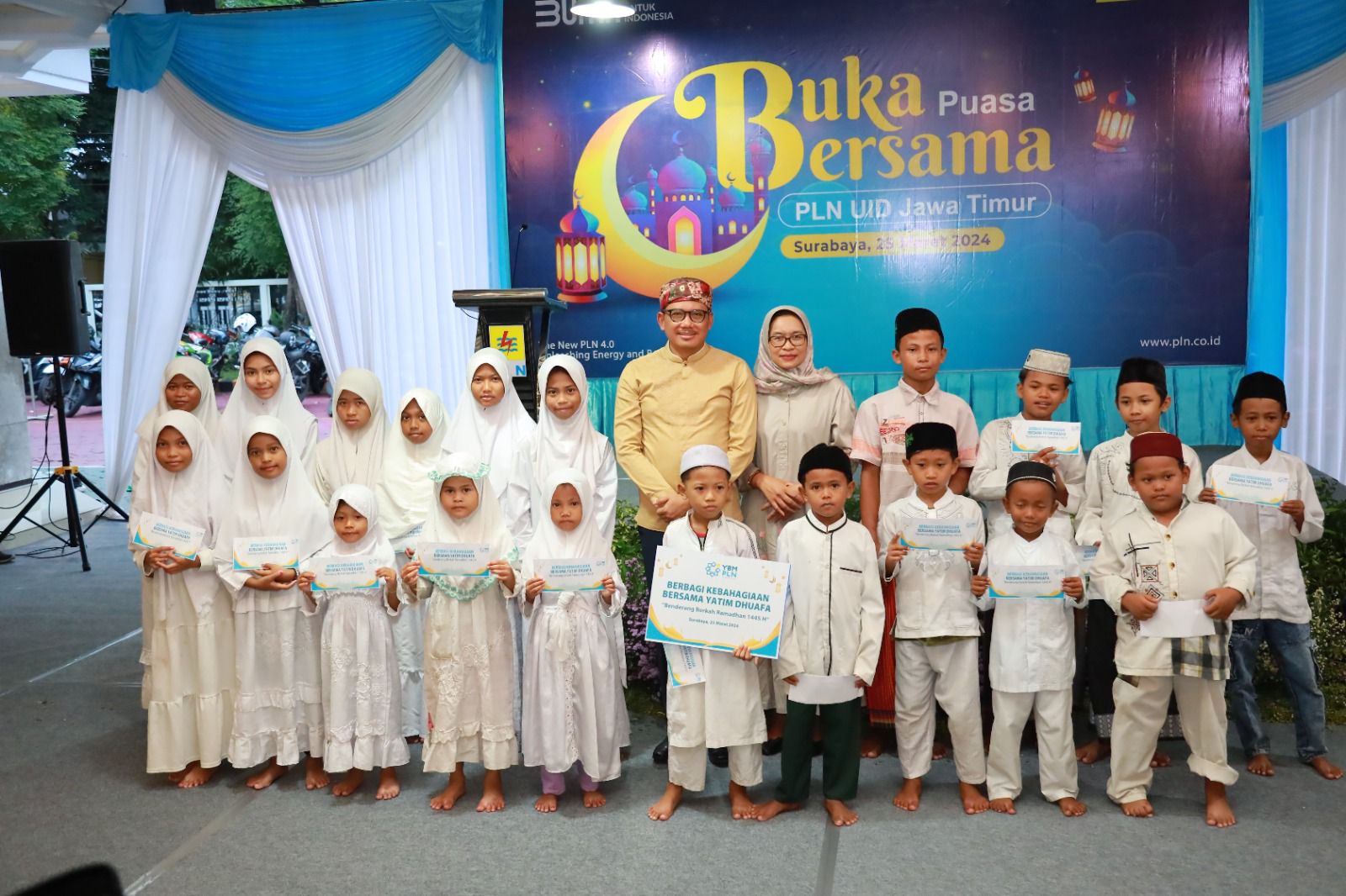 Berbagi Berkah di Bulan Ramadhan, PLN Bagikan 4.553 Paket Sembako