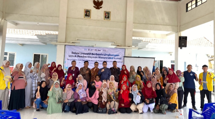 Soal Pemanfaatan Limbah dari Tambak Ikan Sapu Sapu, Departemen Kimia Unair Edukasi Warga Desa Betiting Gresik