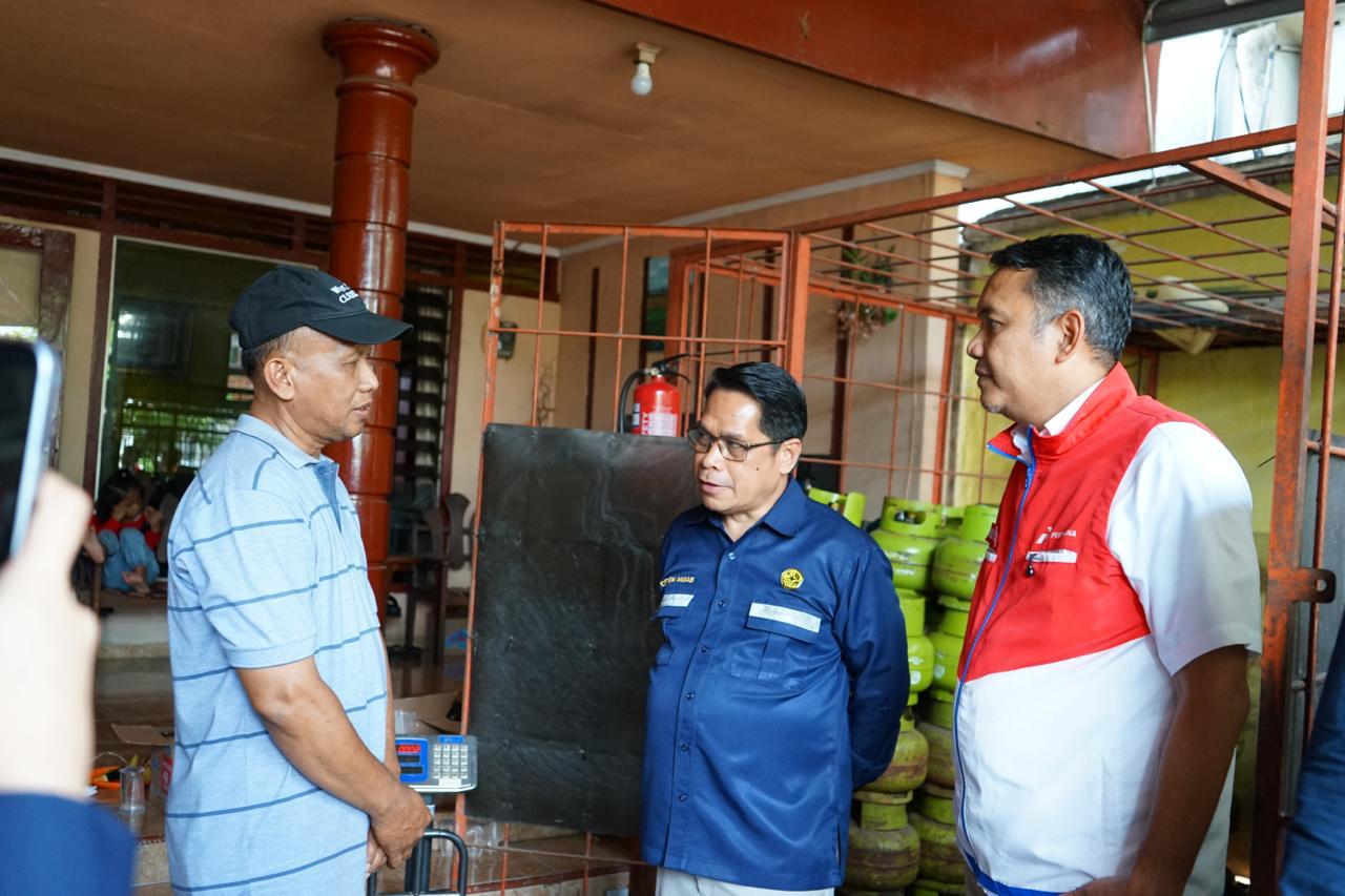 Pertamina Patra Niaga Bareng Ditjen Migas Tinjau Lembaga Penyalur LPG di Tuban, Pastikan Rantai Pasokan dan Distribusi Aman Mencukupi