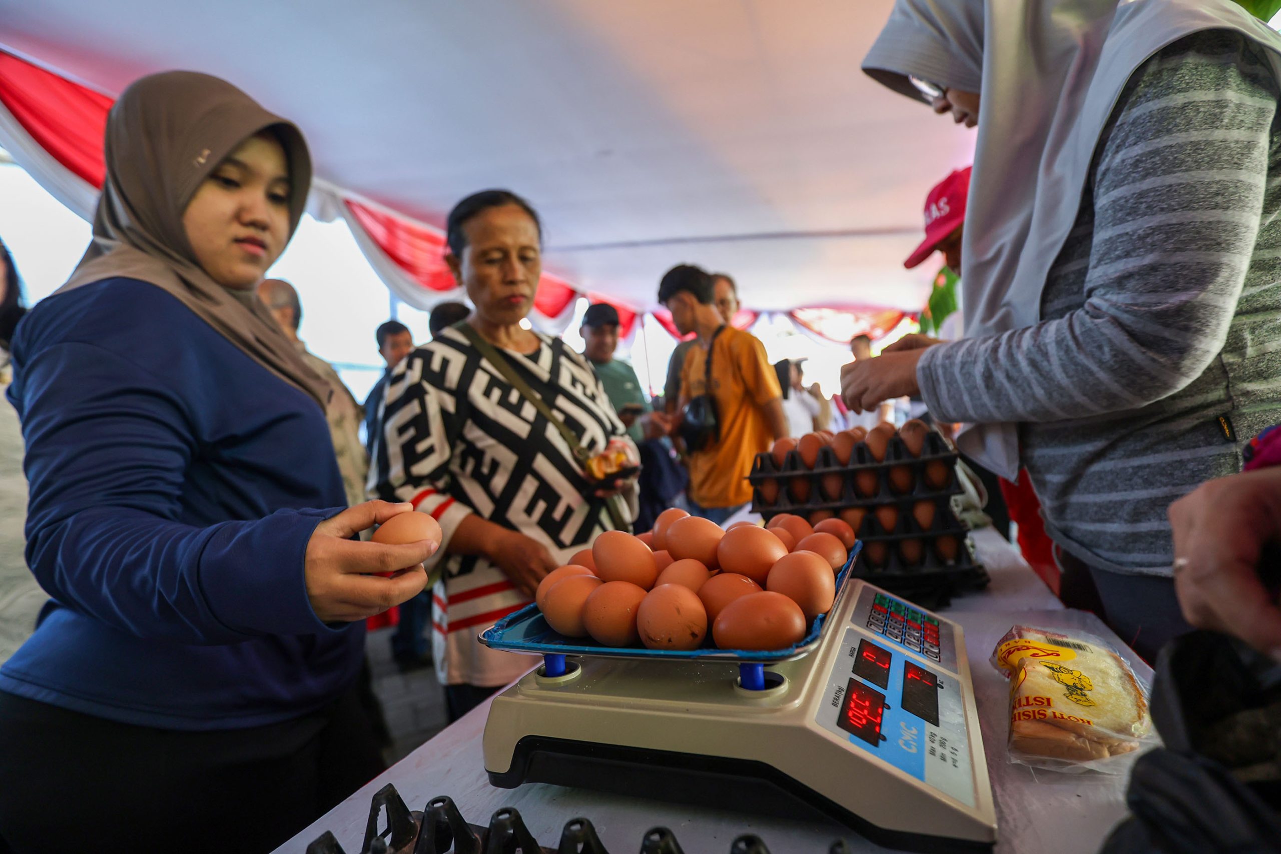 Pasar Murah dan GPM Serentak di 31 Kecamatan Surabaya, Beras hingga Minyak Dijual Harga Terjangkau