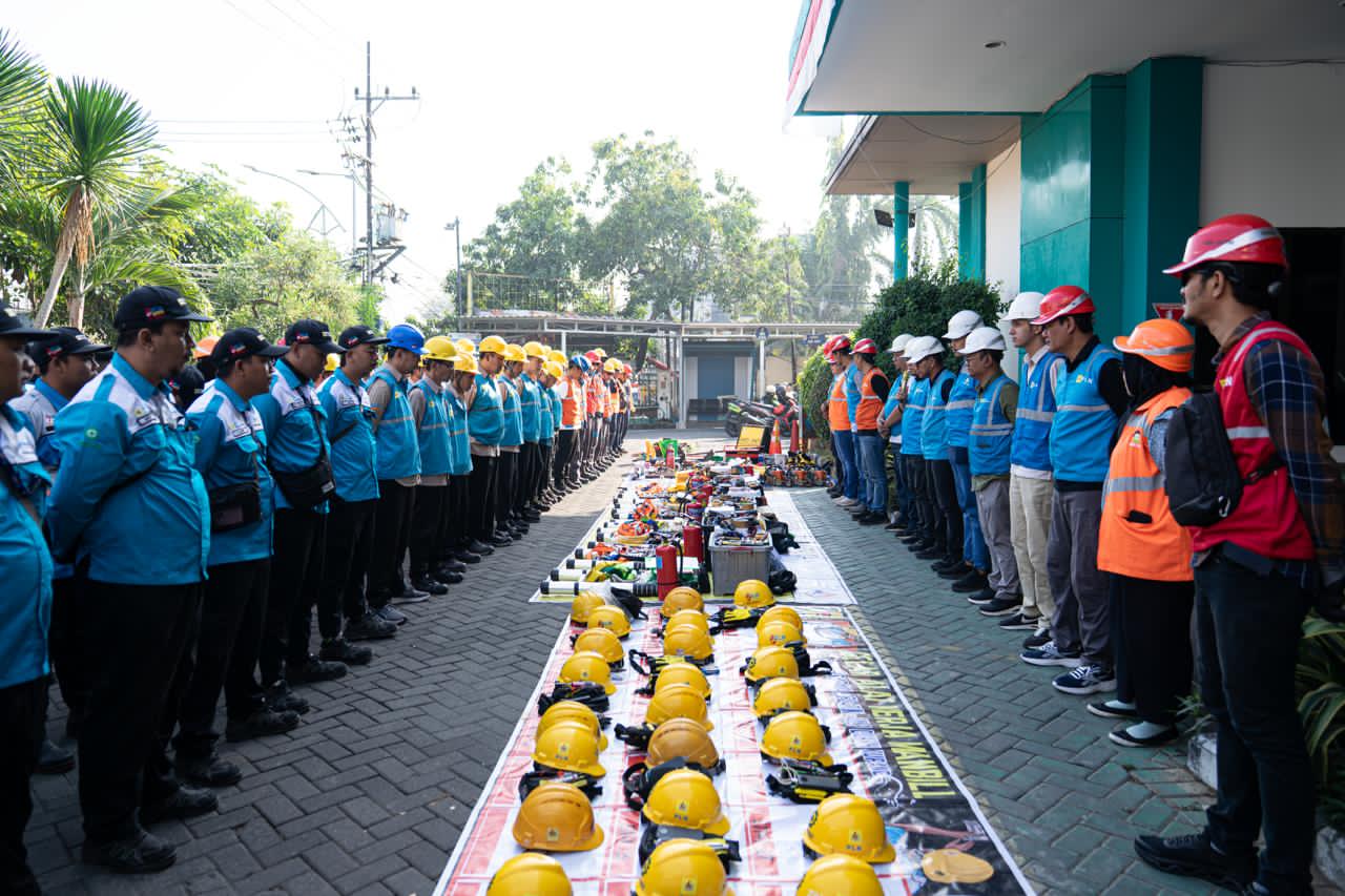 Jelang HUT ke-81 RI, PLN UP3 Surabaya Selatan Pastikan Kesiapan Peralatan dan Personel Pelayanan