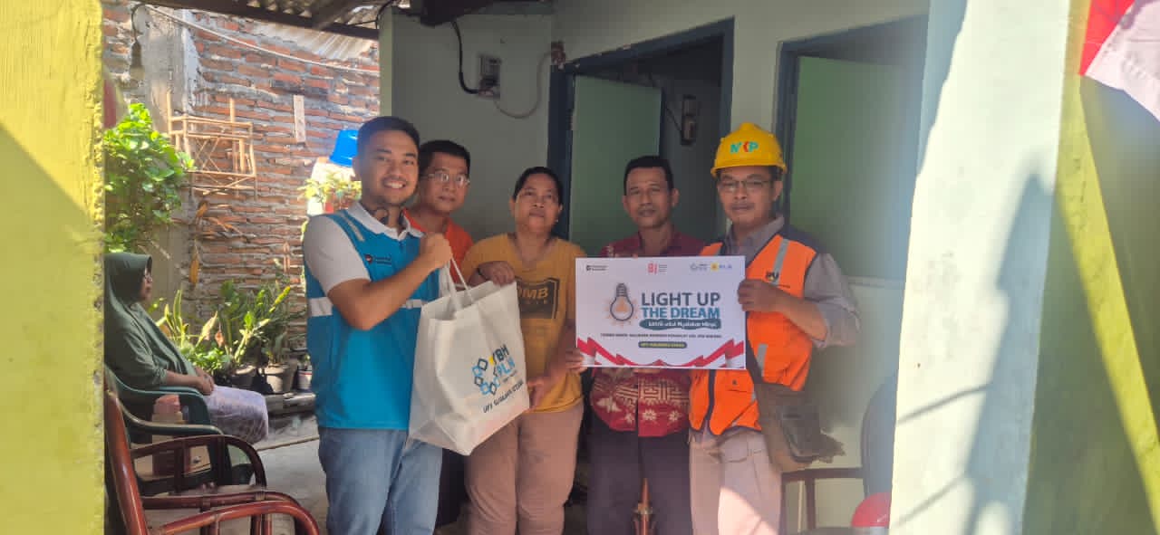 Bukan Sekadar Listrik, Light Up the Dream PLN Hadirkan Harapan Baru untuk Ibu Siti