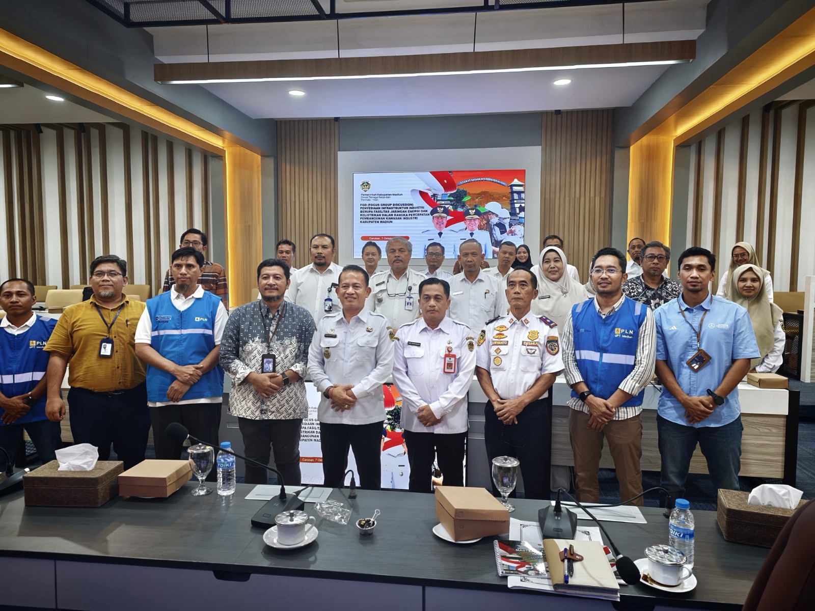 PLN UID Jawa Timur Perkuat Sinergi dengan Pemda, Dukung Pengembangan Kawasan Nelayan hingga Industri